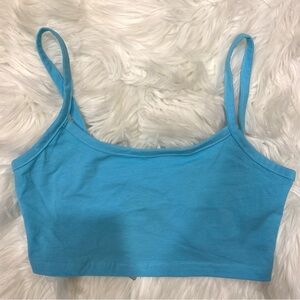 3/$15 NWT Blue cropped tank top